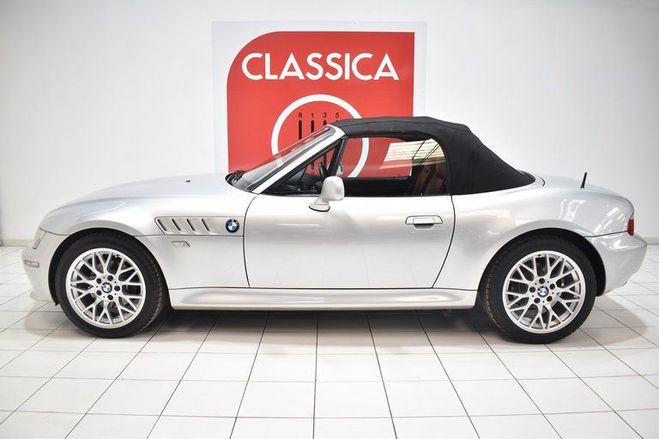 BMW Z3 2.2L Titansiber Metallic 354 de 2002