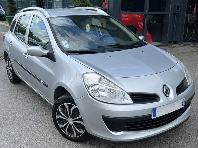 Renault Clio 3 III ESTATE 1.5 DCI 85 Cv CLIMATISATION Gris de 2009