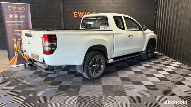 Mitsubishi L 200 CLUB CAB 2.3 D 150 INVITE CONNECT 4WD EA Blanc de 2019