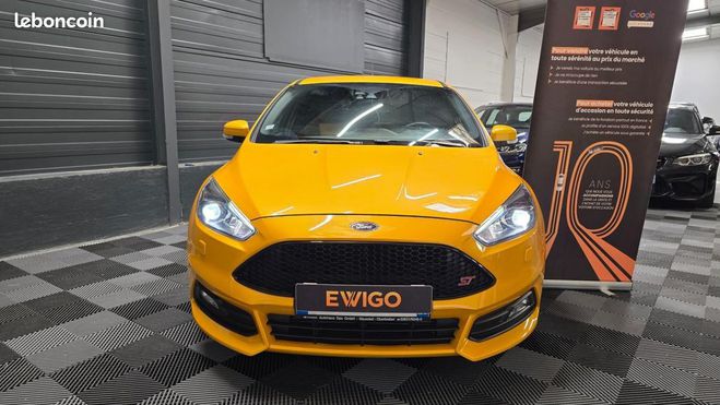 Ford Focus 2.0 ECOBOOST 250 ST START-STOP Jaune de 2016