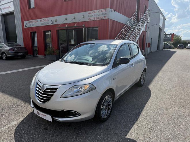 Lancia Ypsilon 1.2 8V - 69 S&S 2011 Gold PHASE 1 GRIS CLAIR de 2011