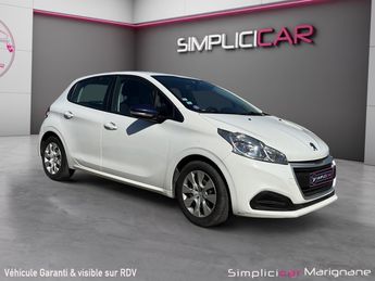  Voir détails -Peugeot 208 PureTech 68ch BVM5 Like DISTRIBUTION FAI à Vitrolles (13)