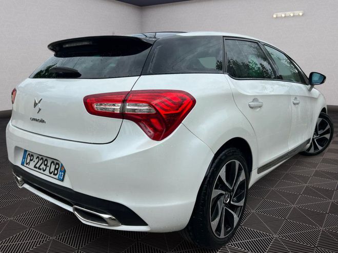 Citroen DS5 2.0 HDI 163 SPORT CHIC CUIR XENONS GPS T Blanc de 2012