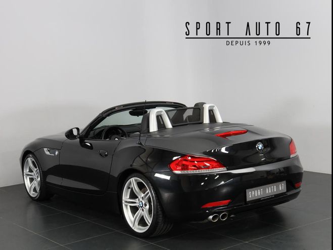BMW Z4 23I 6 CYLINDRES 2.5L NOIR SAPHIR de 2010