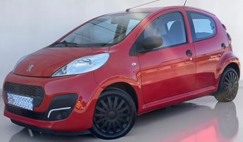  Voir détails -Peugeot 107 1.0e - 68ch (4 cv) 12V - BVM5 - 5 Portes à Thiers (63)