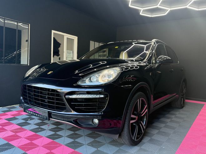 Porsche Cayenne N1 4.8 V8 TURBO TIPTRONIC S A / CARNET C Noir de 2011