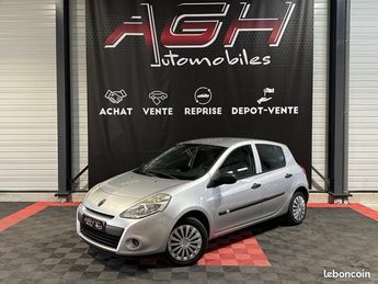  Voir détails -Renault Clio 1.2 16v 75ch Authentique 5p à Pulnoy (54)