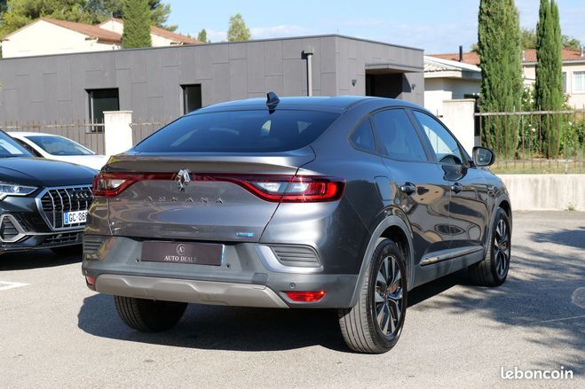 Renault Arkana 1.6 e-tech 145 ch business Gris de 2022