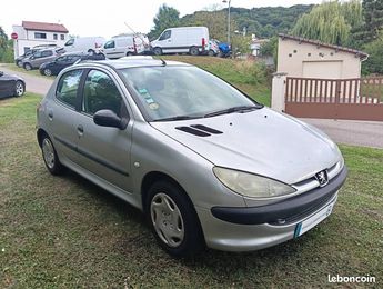  Voir détails -Peugeot 206 1.4 XT BA 5p Garantie 12 mois à Lagney (54)