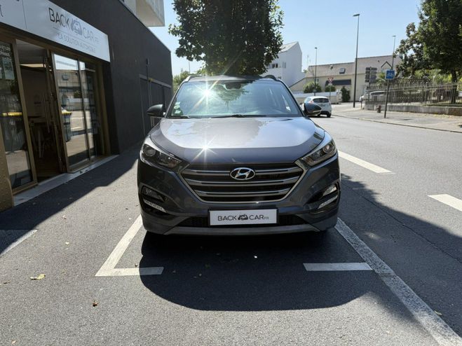 Hyundai Tucson 1.7 CRDi 141 2WD DCT-7 Intuitive GRIS FONCE de 2017