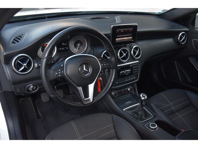 Mercedes Classe A 180 BlueEfficiency Sensation BLANC de 2012