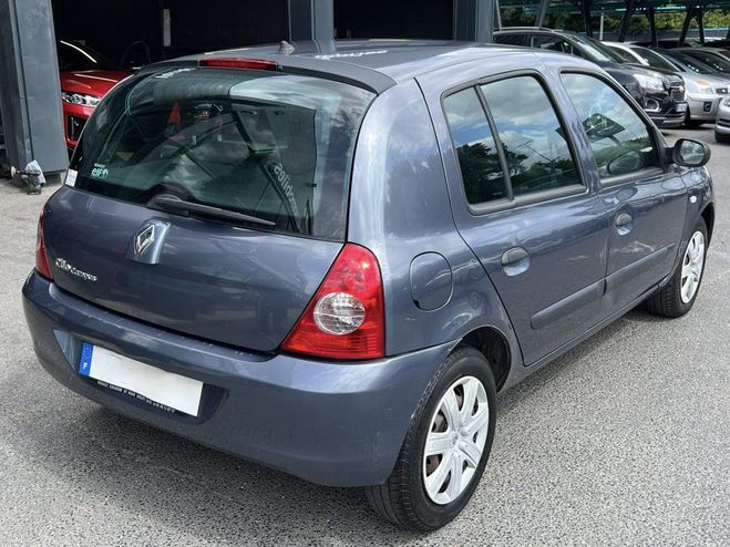 Renault Clio 2 II PHASE 2 1.5 DCI 65 Cv 5 PORTES / CL Gris de 2008