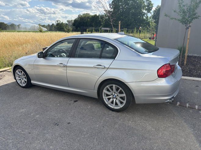 BMW Serie 3 330d X-DRIVE Edition Luxe E90 LCI PHASE  GRIS CLAIR de 2010