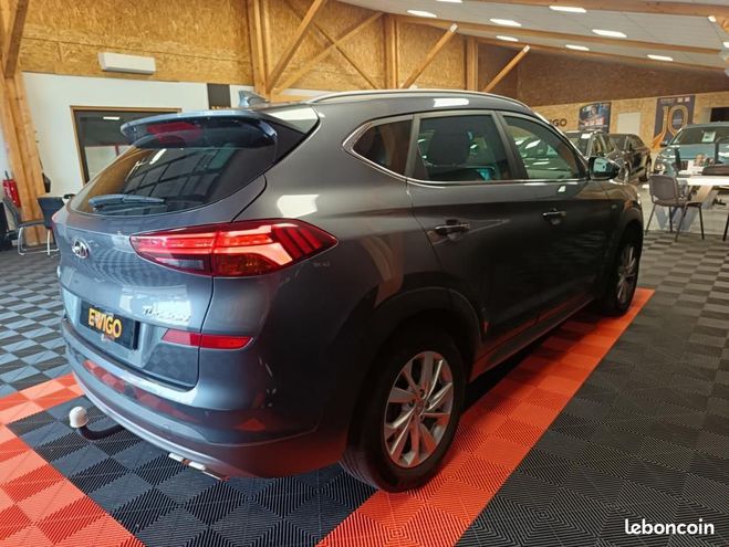 Hyundai Tucson 1.6 CRDI 135 HYBRID MHEV 48VOLT CREATIVE Gris de 2019
