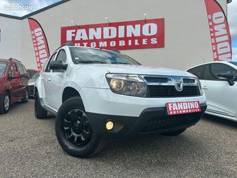  Voir détails -Dacia Duster 1.5 Dci 110Ch Laureate 4X4 à Pavie (32)