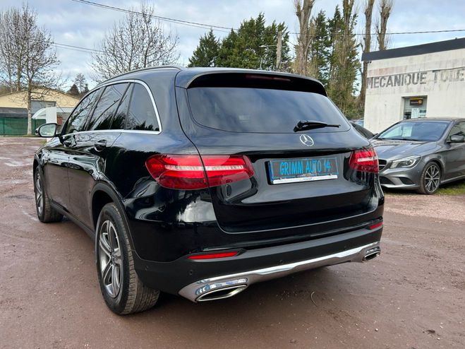 Mercedes GLC Classe Mercedes-Benz 2.5i 211chv 4Matic Noir de 2017