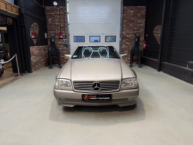 Mercedes Classe SL SERIE ROADSTER R129 500 5.0 i 326 cv Bo Beige de 1990