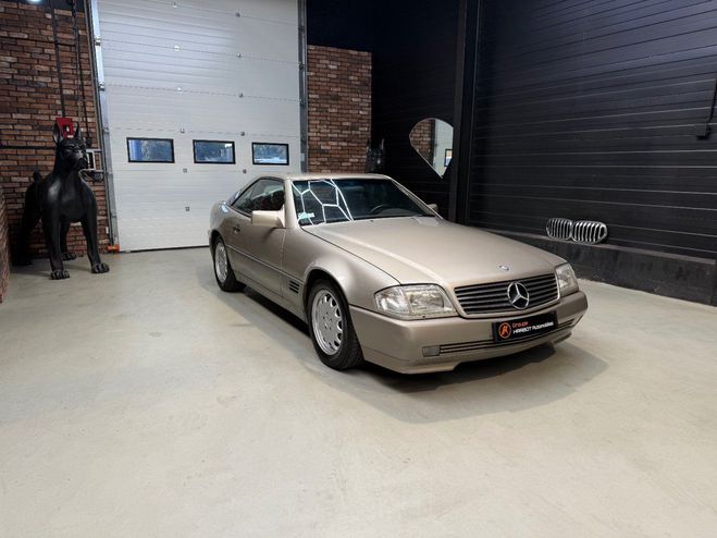 Mercedes Classe SL SERIE ROADSTER R129 500 5.0 i 326 cv Bo Beige de 1990