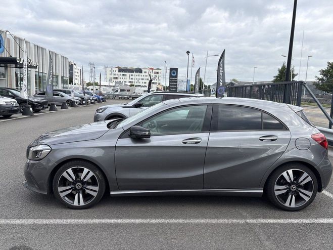 Mercedes Classe A 180 FASCINATION 7G-DCT Gris F de 2017
