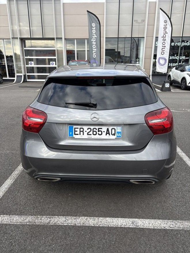 Mercedes Classe A 180 FASCINATION 7G-DCT Gris F de 2017