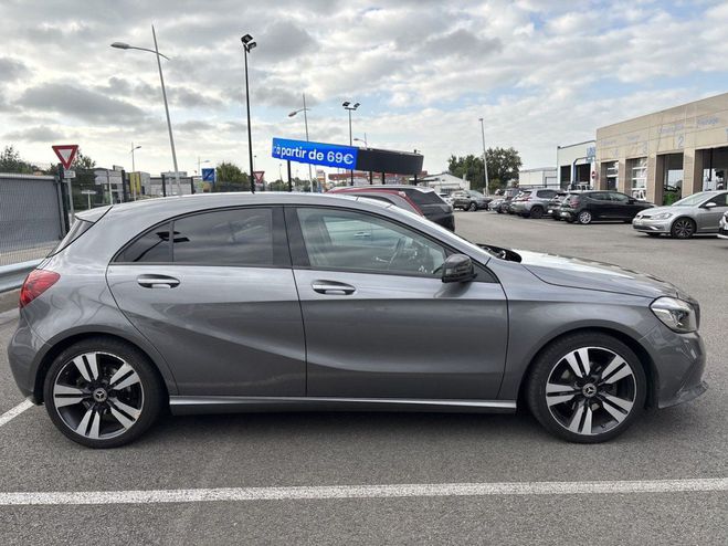 Mercedes Classe A 180 FASCINATION 7G-DCT Gris F de 2017