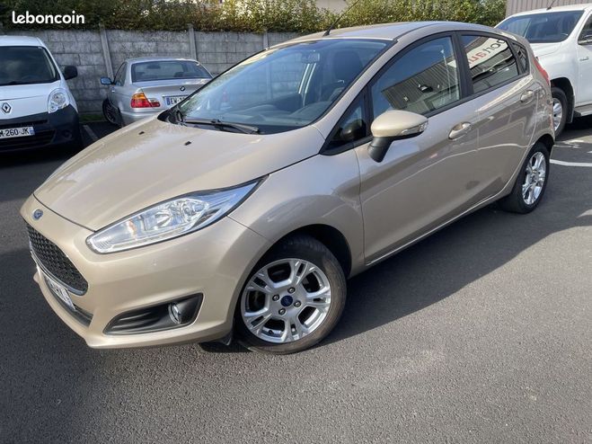 Ford Fiesta (6) 5P 1.25 82ch Edition Beige de 2016