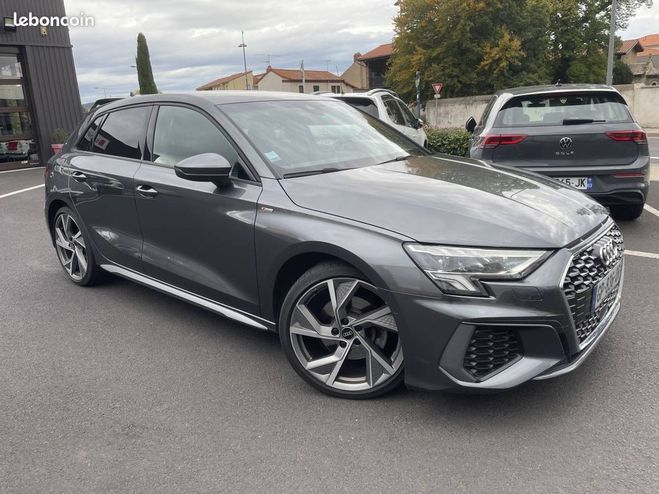 Audi A3 Sportback (4) 35 TDI 150 S tronic Line Gris de 2022