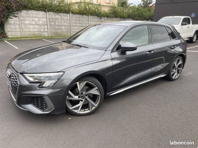 Audi A3 Sportback (4) 35 TDI 150 S tronic Line Gris de 2022