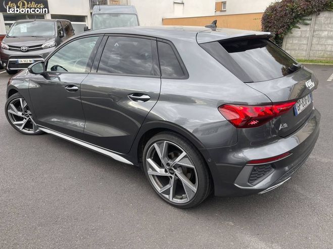 Audi A3 Sportback (4) 35 TDI 150 S tronic Line Gris de 2022