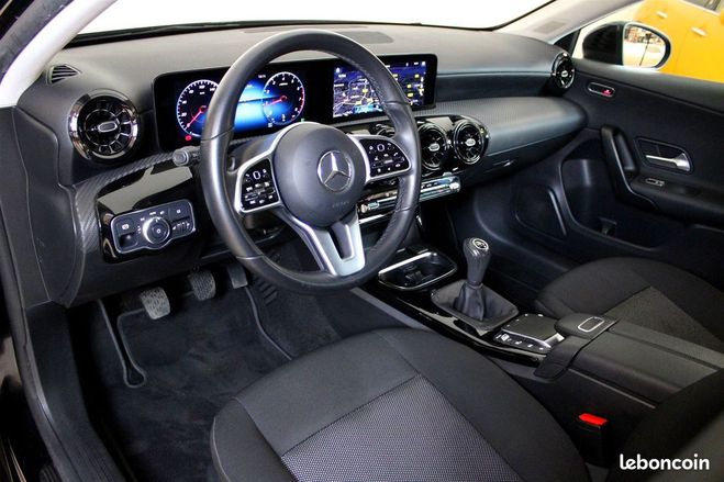 Mercedes Classe A IV 160 109CH BUSINESS LINE ESSENCE Noir de 2021