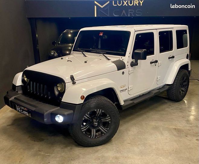Jeep Wrangler UNLIMITED SAHARA 3.6 L V6 284 ch  de 2015