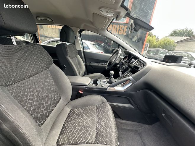 Peugeot 3008 1.6 BLUEHDI 120CH ACCESS S&S Noir de 2016