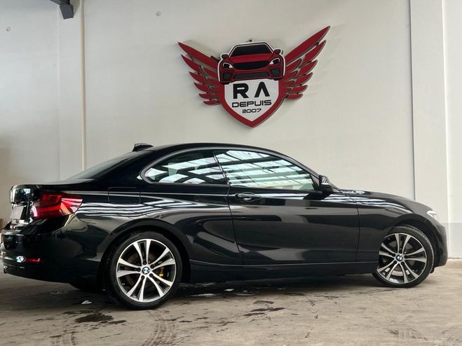 BMW Serie 2 220i 184CH SPORT LINE Noir Mtallis de 2014