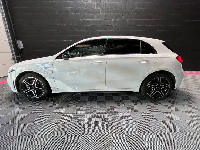 Mercedes Classe A 250 e 8G-DCT AMG Line Blanc de 2021
