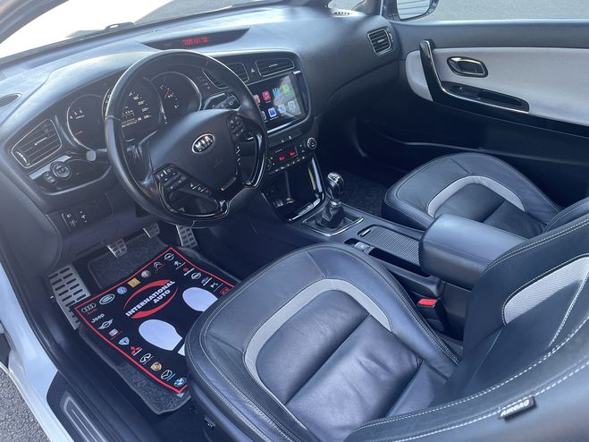 Kia Pro ceed 1.6 CRDI 128CH SPORT BLANC de 2013