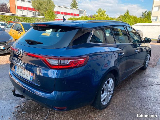 Renault Megane iv estate 1.5 dci 110ch edc energy busin Bleu de 2017