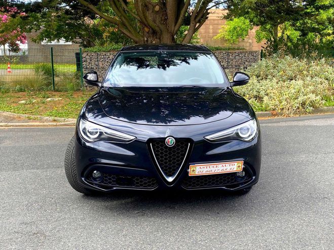 Alfa romeo Stelvio 2.2 DIESEL 160CH SUPER AT8 MY22 Noir de 2021
