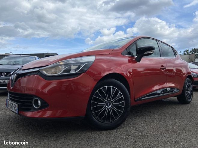 Renault Clio IV 0.9 TCE 90CH ENERGY DYNAMIQUE ECO Rouge de 2013