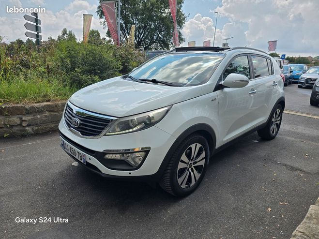 Kia Sportage 2.0L crdi 136ch 4wd Boite Auto Premium Blanc de 2012
