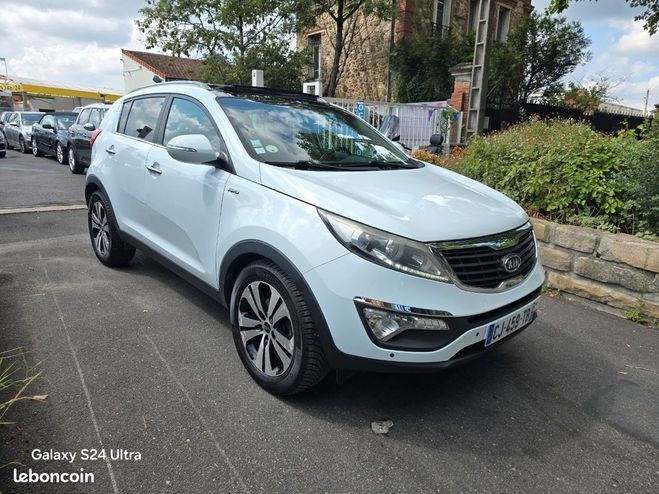 Kia Sportage 2.0L crdi 136ch 4wd Boite Auto Premium Blanc de 2012