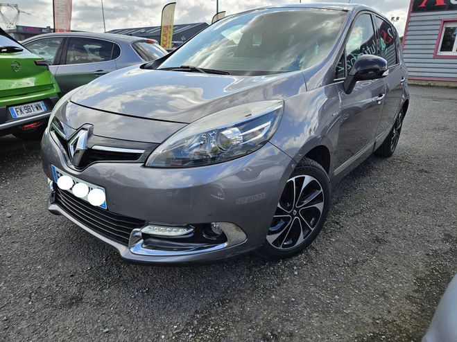 Renault Scenic III (J95) 1.2 TCe 130ch energy Bose Euro GRIS F de 2016