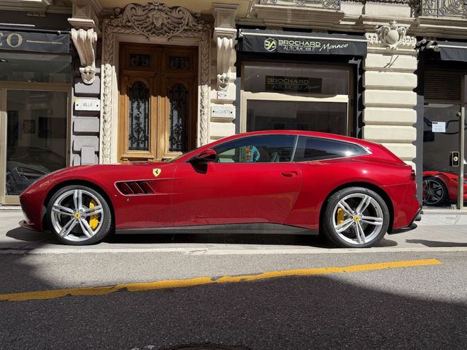 Ferrari GTC4 Lusso GTC4LUSSO V12 6.3 690 Ch *Rosso Maranell Rouge de 2017