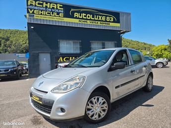  Voir détails -Renault Clio 1.2 i 75 cv clim ct ok à Draguignan (83)