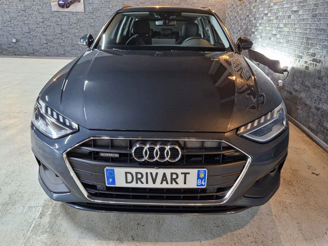 Audi A4 Avant 40TDI S-Tronic7 QUATTRO Business L gris anthracite de 2020