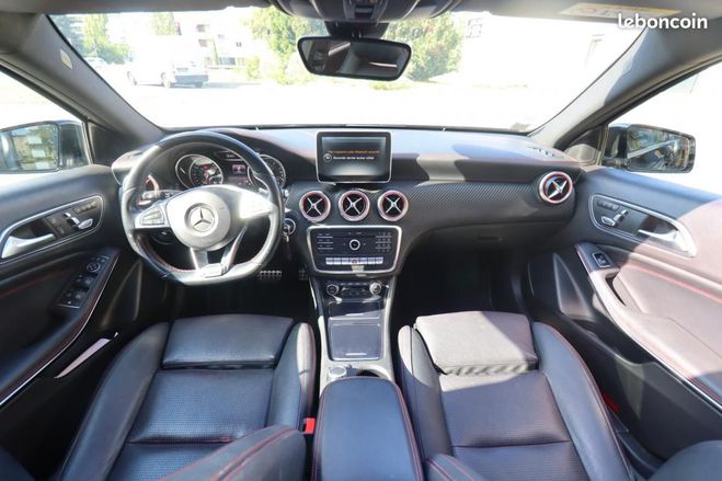 Mercedes Classe A 2.0 250 210CH SPORT 4MATIC 7G-DCT BVA +  Noir de 2015