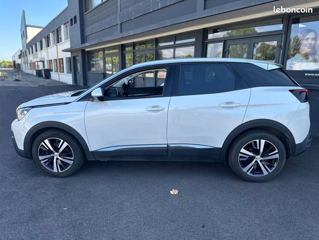 Peugeot 3008 II ALLURE 1.2 130CH ENTRETIEN CONSTRUCTE Autre de 2017