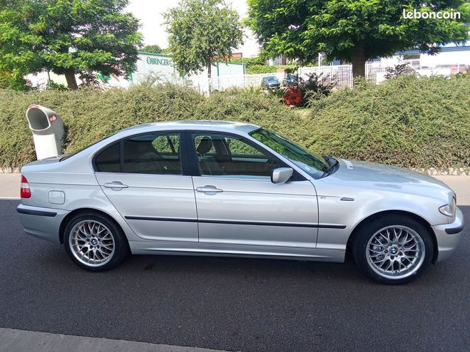 BMW Serie 3 Belle 320i 170ch 2003 pack luxe tbe ctok Gris de 2002
