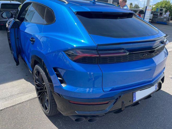 Lamborghini Urus SE Bleu de 2025