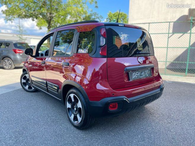Fiat Panda Classic 1.0 70ch BSG S&S Pandina Rouge de 2024