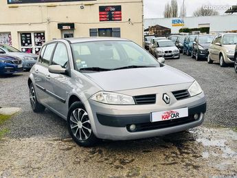  Voir détails -Renault Megane 1.6 Authentique à Saint-Soupplets (77)